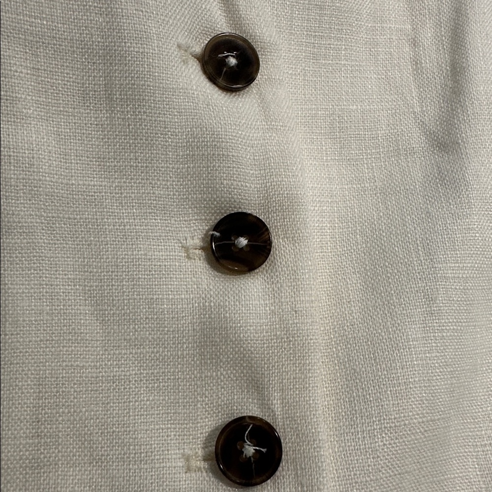 IPEKYOL White Linen Two-Piece Suit | Lined Vest & Cropped Pants - Picture 5 of 11